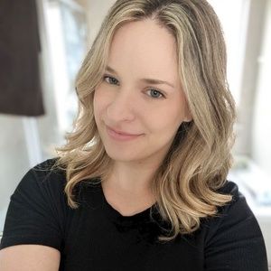 Meet your Posher, Jaclyn